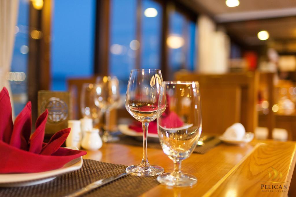 Pelican Classic Cruise Ha Long Exterior foto